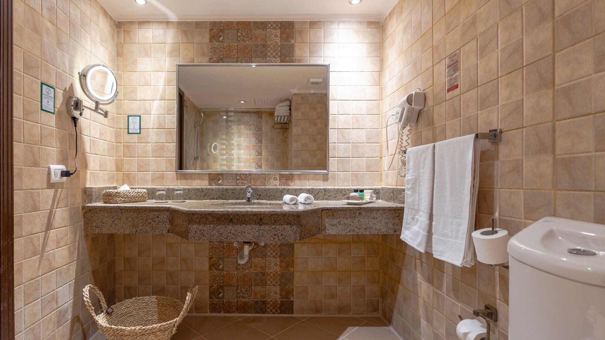 Family Quadruple Room, Pool View, photo 5