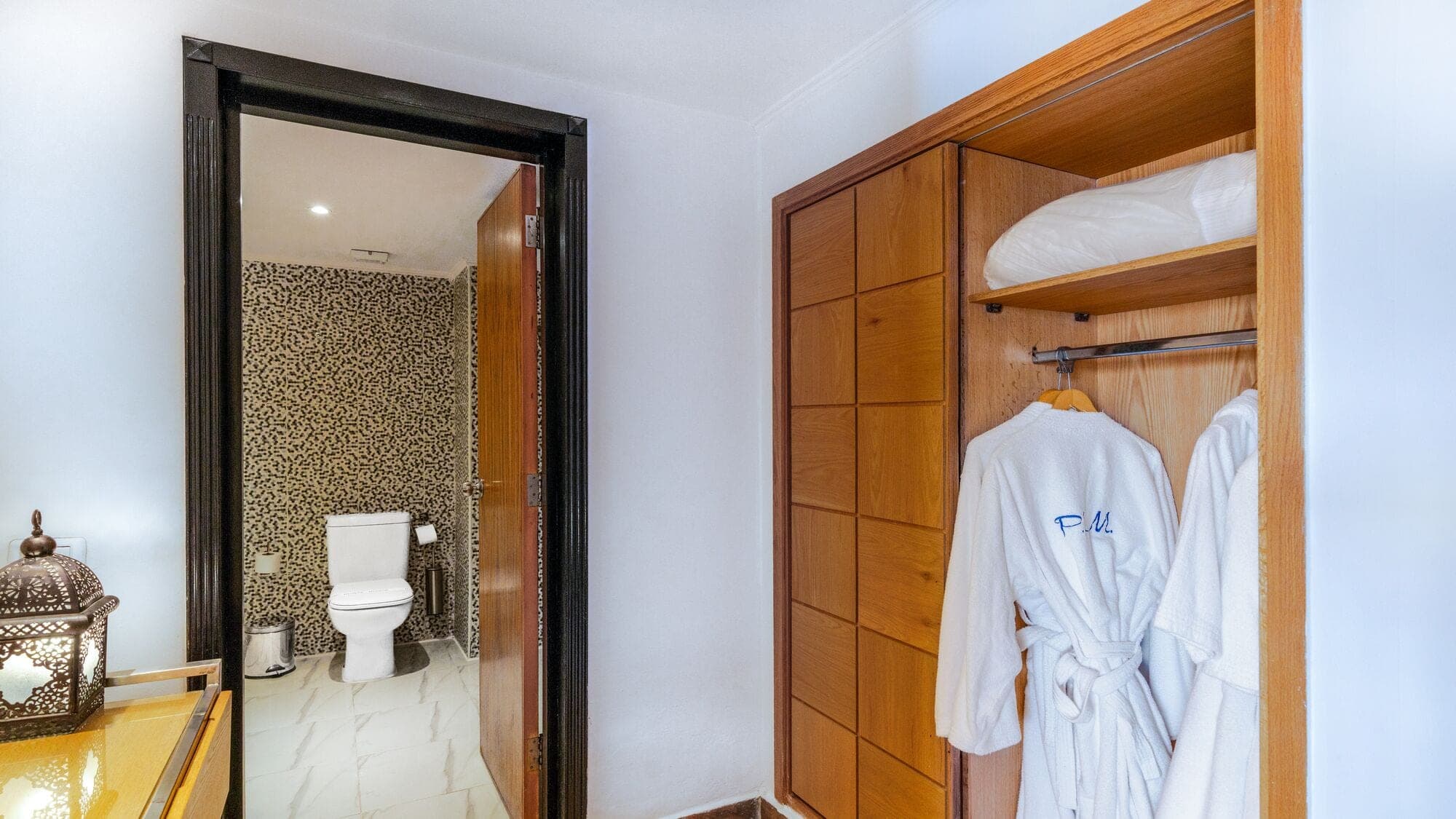 Superior Room, Pool View, photo 4